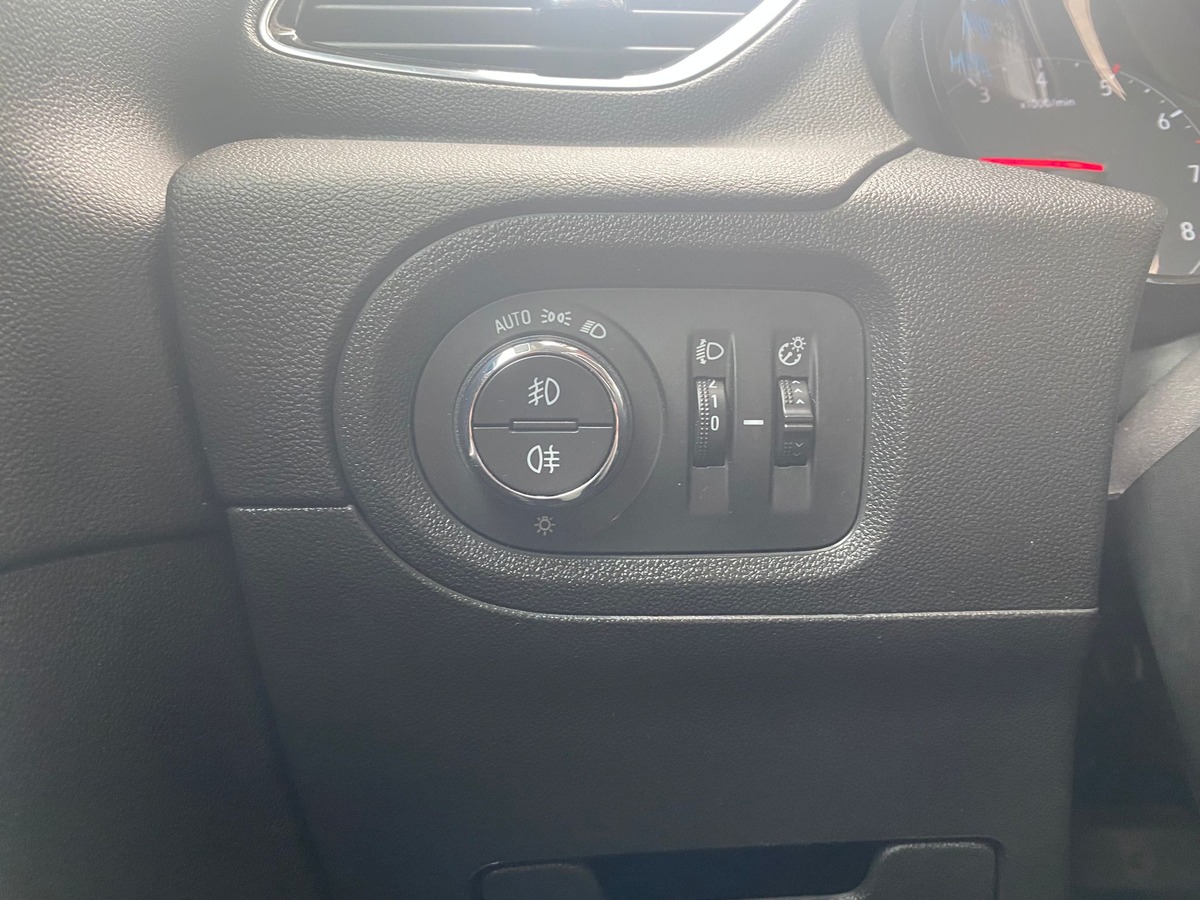 Opel Grandland X 1.2 130 EDITION BUSINESS