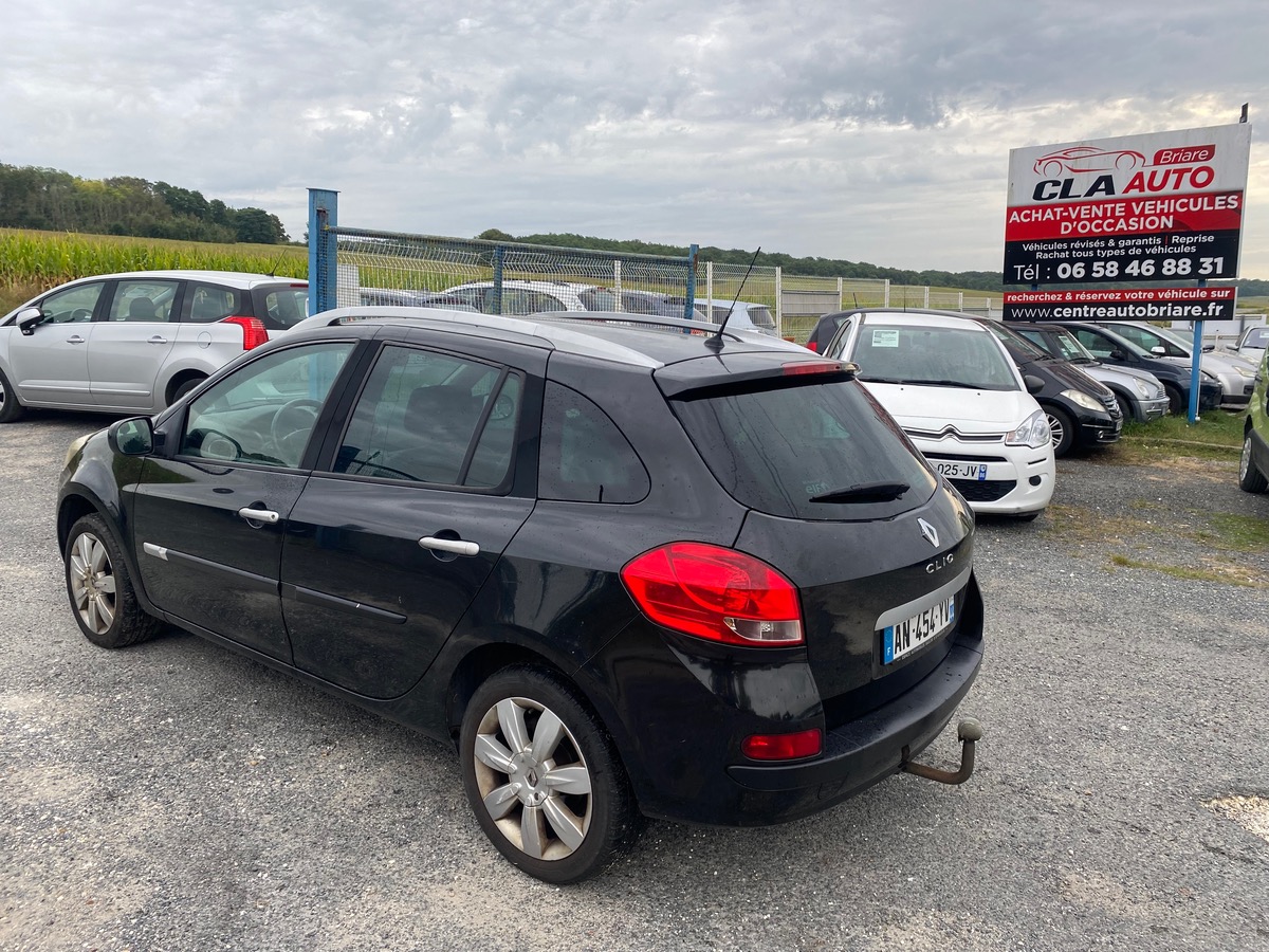 RENAULT Clio 1.5 dci 85cv estate semi cuir 255003km