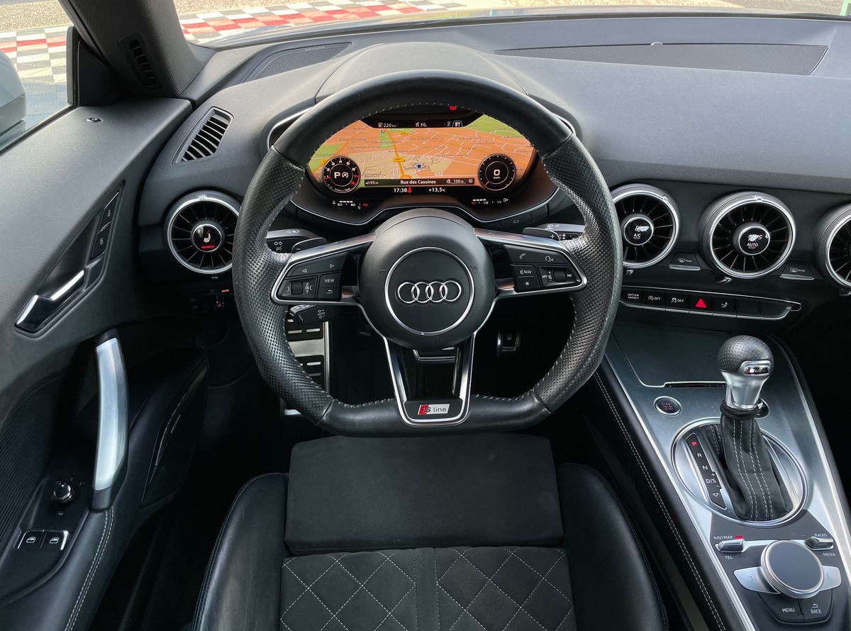 Audi TT III 2.0 TFSI 230 S LINE QUATTRO S-TRONIC