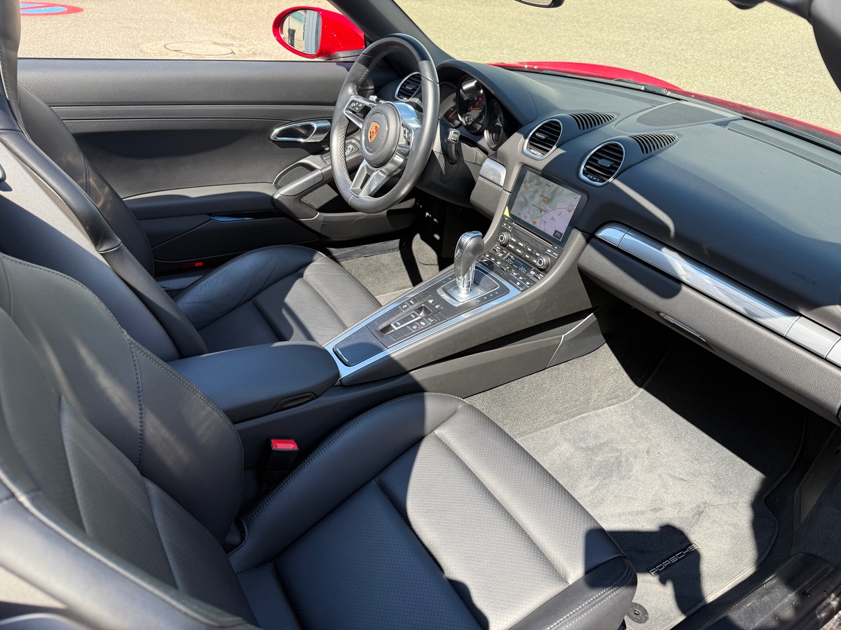 Porsche 718 Boxster 982 Roadster PDK 2.0L 300 cv, Pas de Malus, Immatriculation française