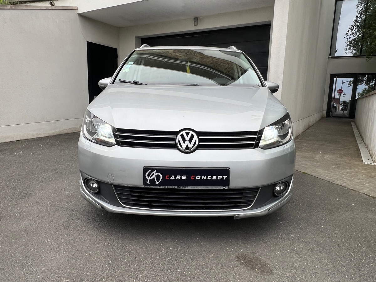 Volkswagen Touran Confortline 2.0 TDI 140 DSG6