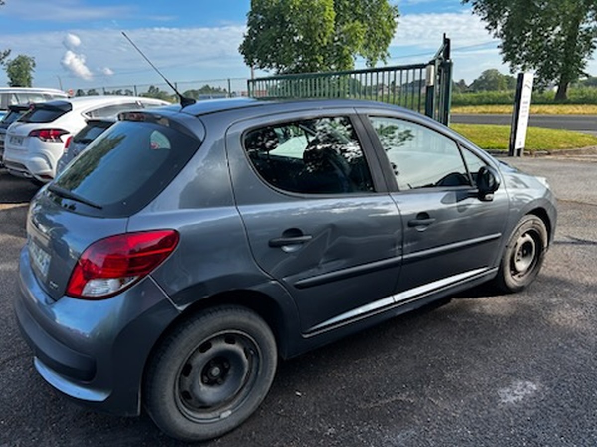 Peugeot 207 1.4 HDi 70 cv