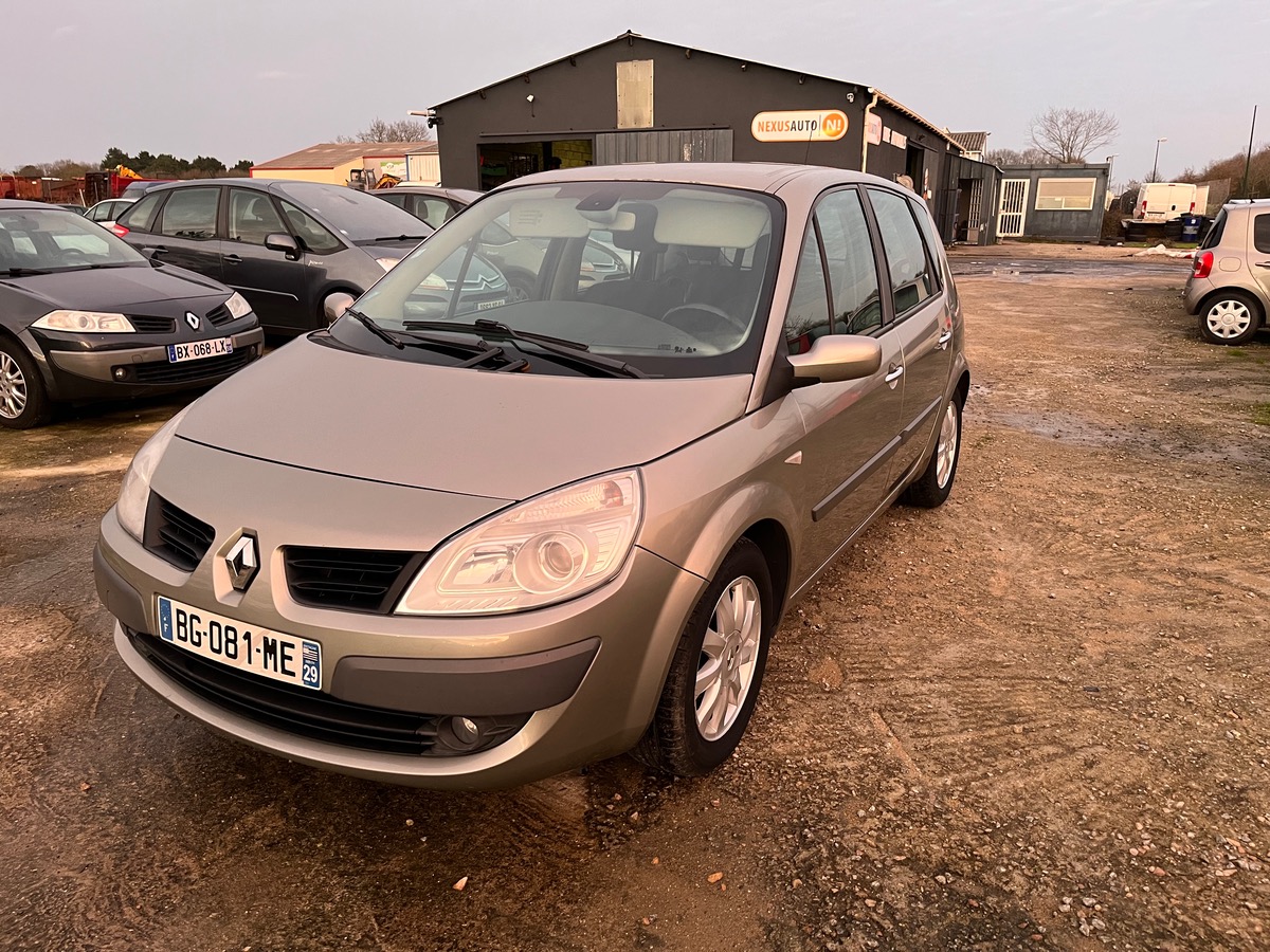 RENAULT Megane 1.5 dci 168279KM