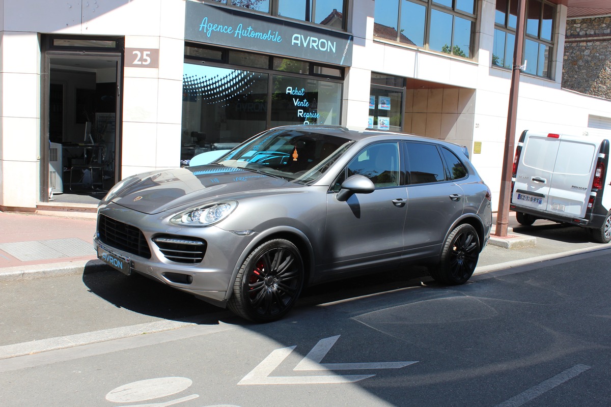 Porsche CAYENNE TURBO S Boîte automatique - II 4.8 V8 500 TURBO TIPTRONIC