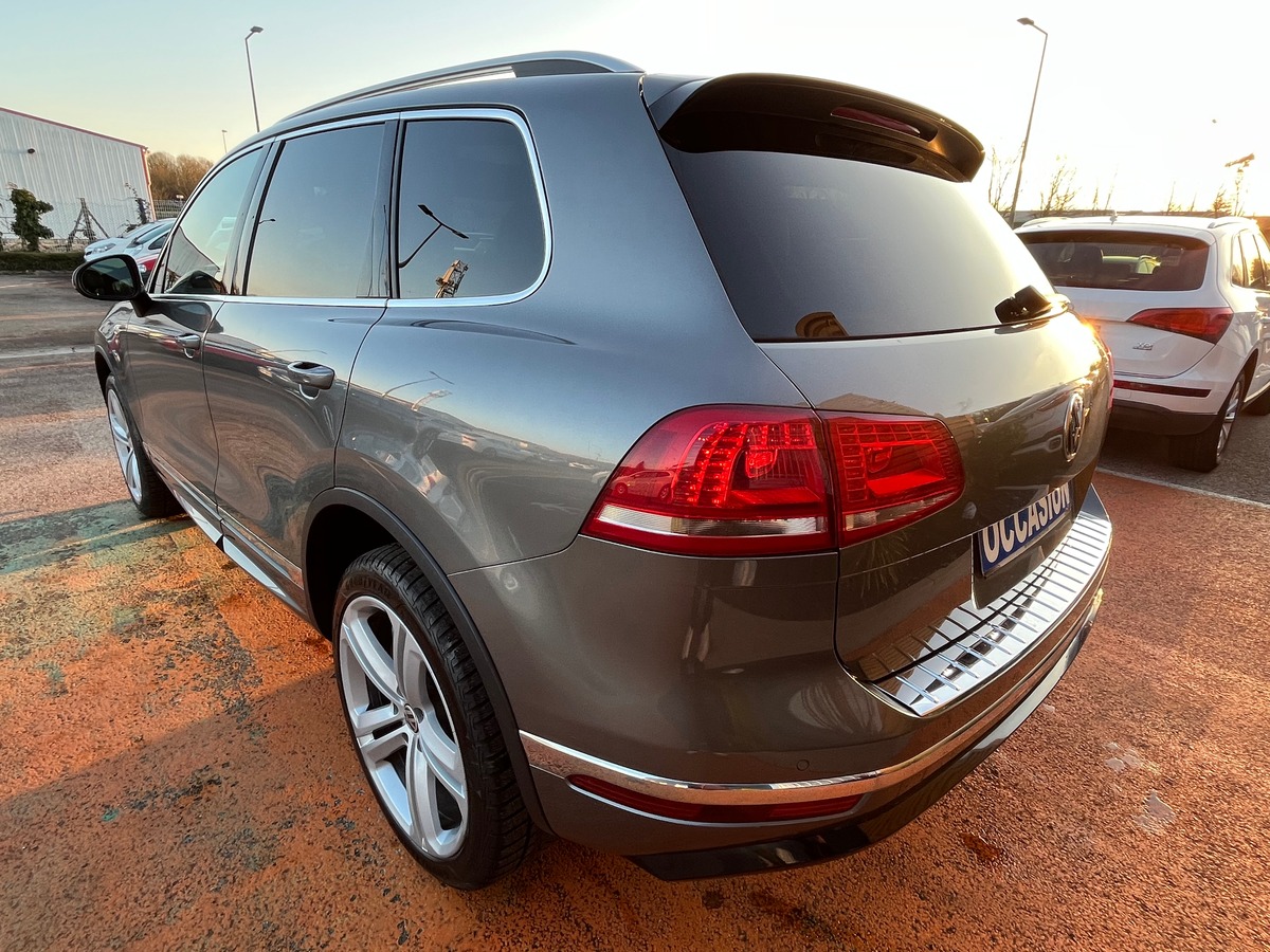 Volkswagen Touareg II Phase 2 3.0 TDi V6 BlueMotion Tiptronic 262 ch R LINE Boite automatique