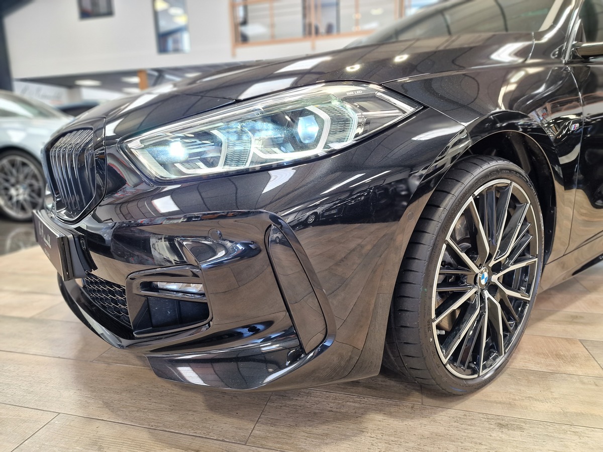 Bmw Série 1 120D XDRIVE M SPORT 1° MAIN TO/19 B