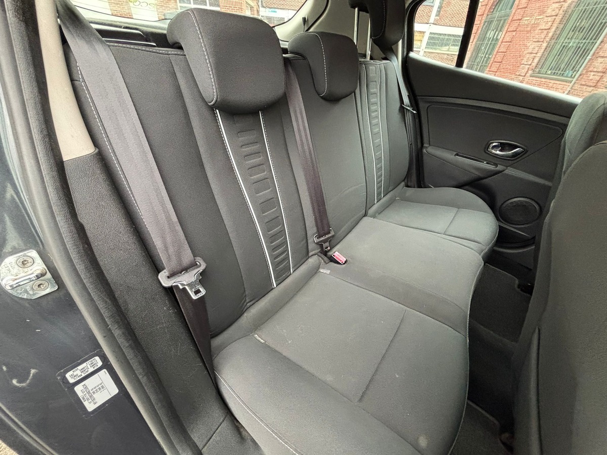 RENAULT Megane 3 1.5 DCI 110 BVA DYNAMIQUE - Révisée - Garantie