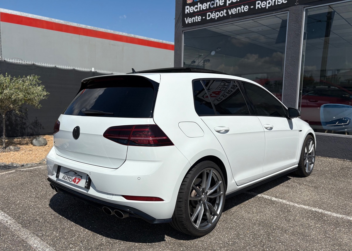 Volkswagen Golf VII (2) 2.0 TSI 300 R 4MOTION DSG7 5P