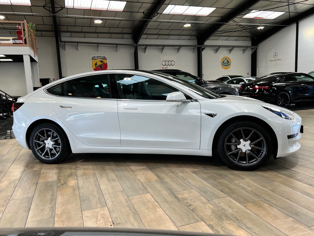 Tesla Model 3 STANDARD PLUS 2020 325CV