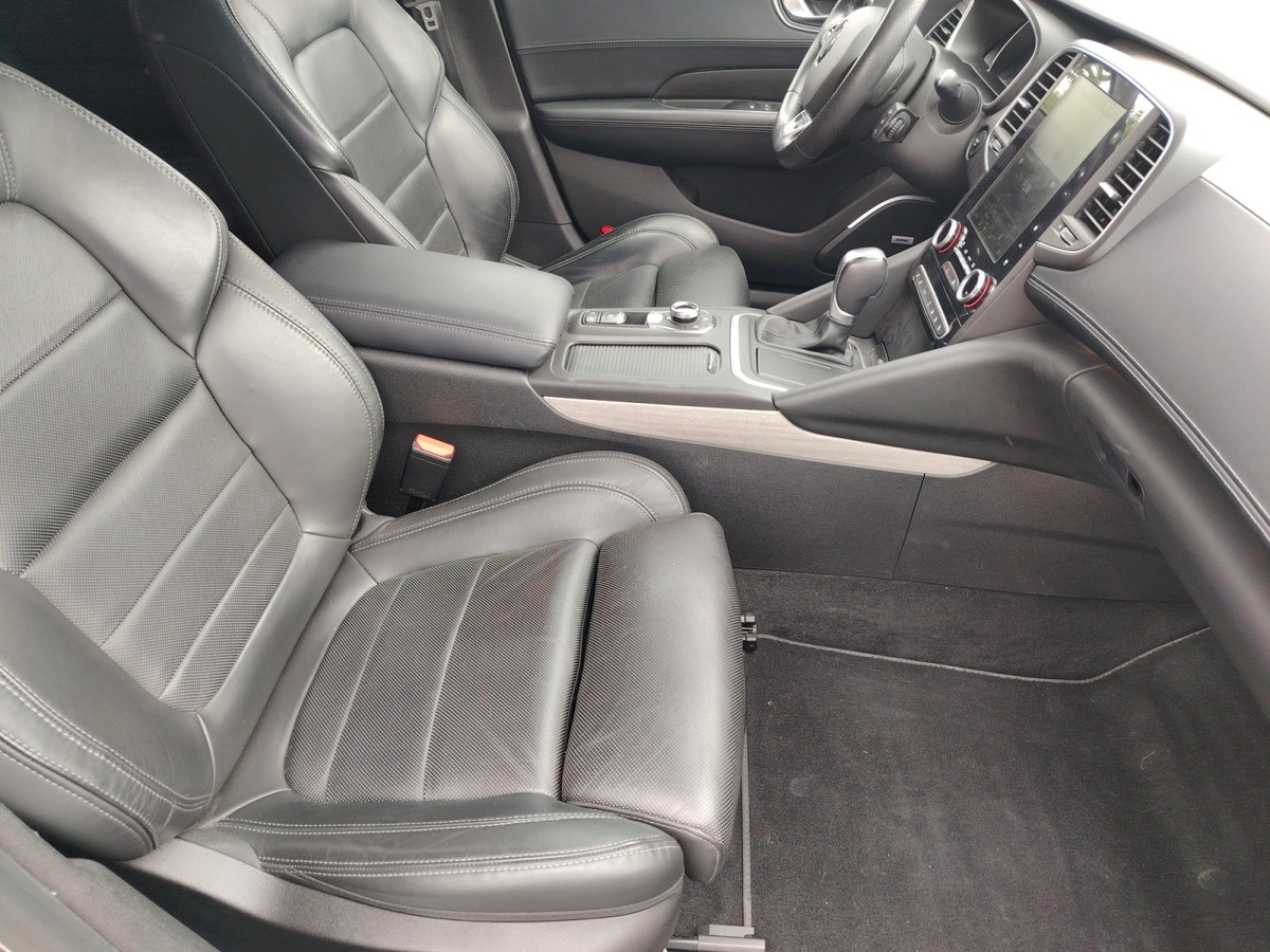 RENAULT Talisman Estate 2.0 dci 200 initiale Paris seulement 43500 kms . 2 eme Main