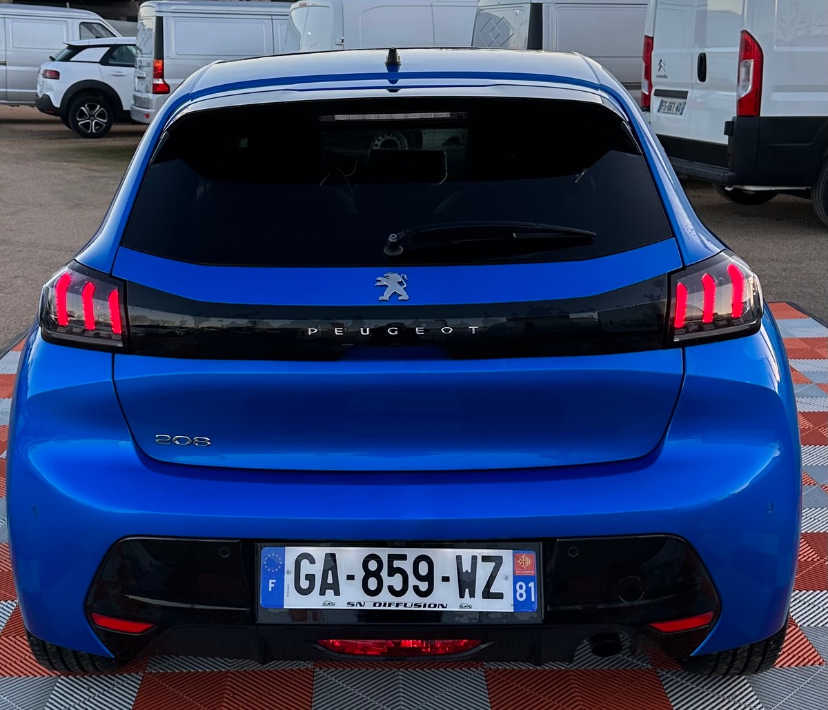 Peugeot 208 BlueHDi 100 BV6 ALLURE PACK GPS camera