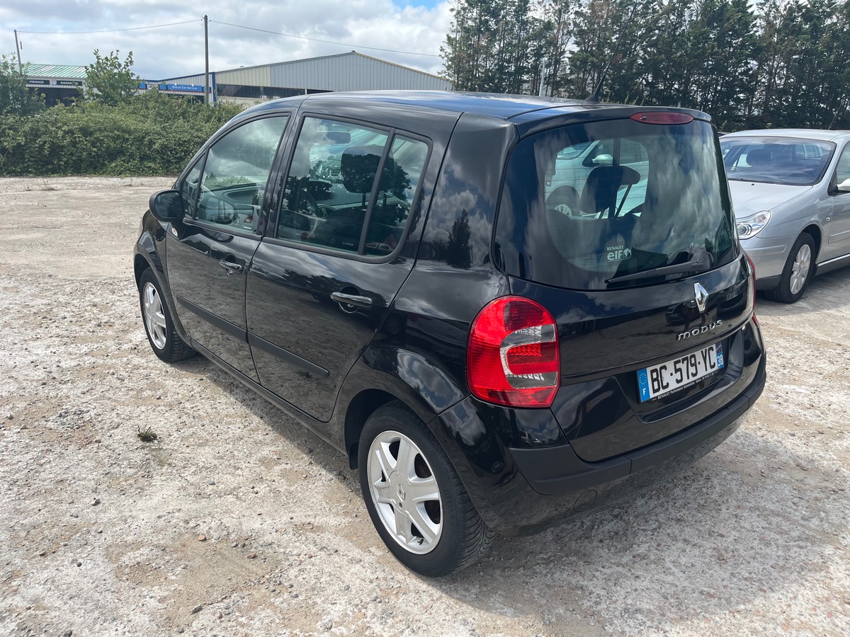 RENAULT Modus 1.5 dci 153036 KM