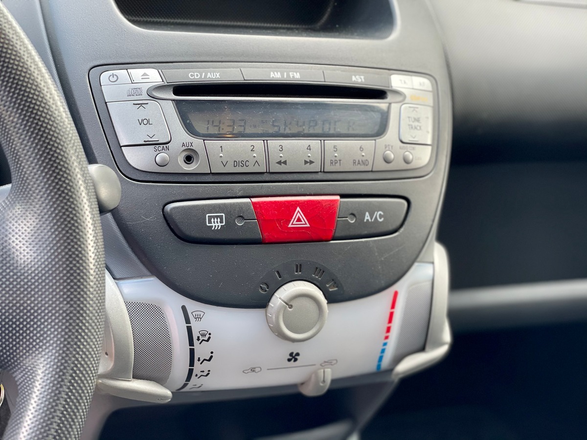 Toyota Aygo II 1.0 VVTI 69 ch Pack Confort