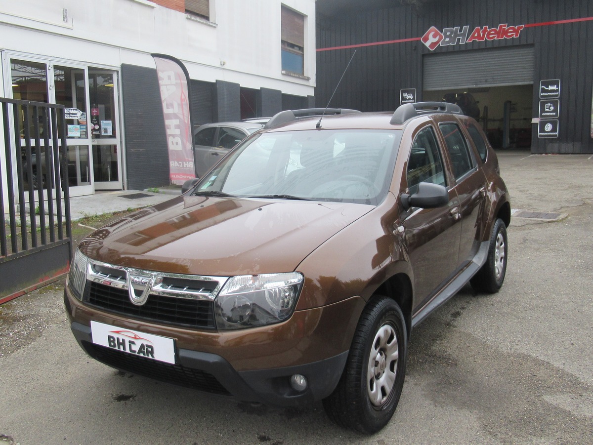 Image: Dacia Duster 1.5 DCI LAUREATE 4X2 90CV FAIBLE KM