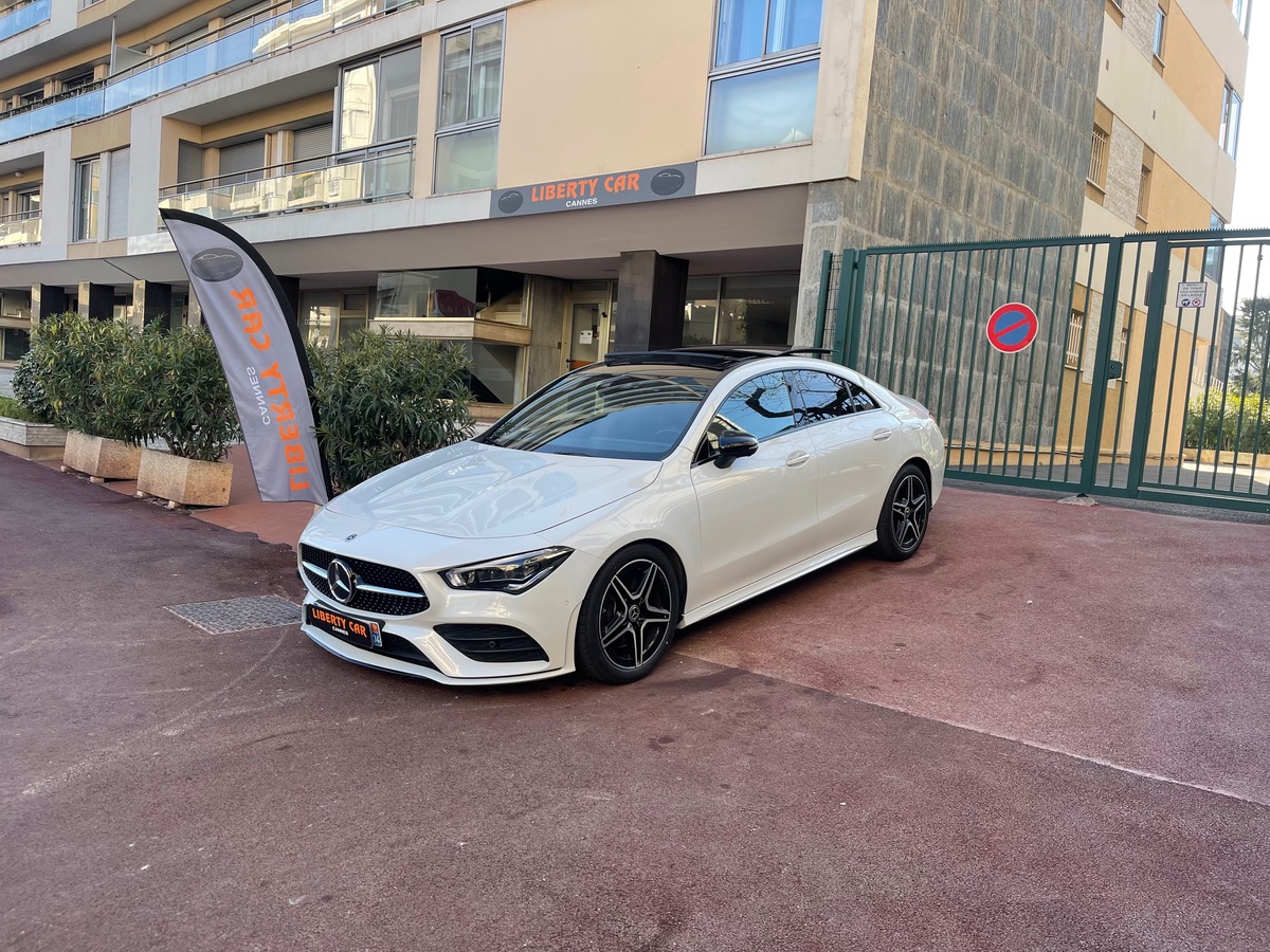 Mercedes Benz CLA 200 d AMG LINE/ Pack Black / Toit Ouvrant