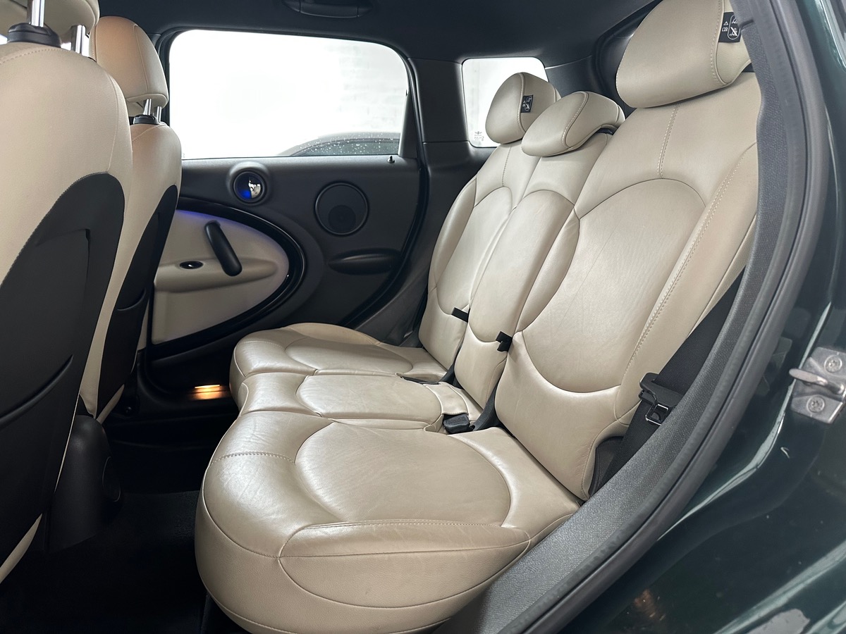 Mini Countryman D ALL4 143cv Pack Red Hot Chili