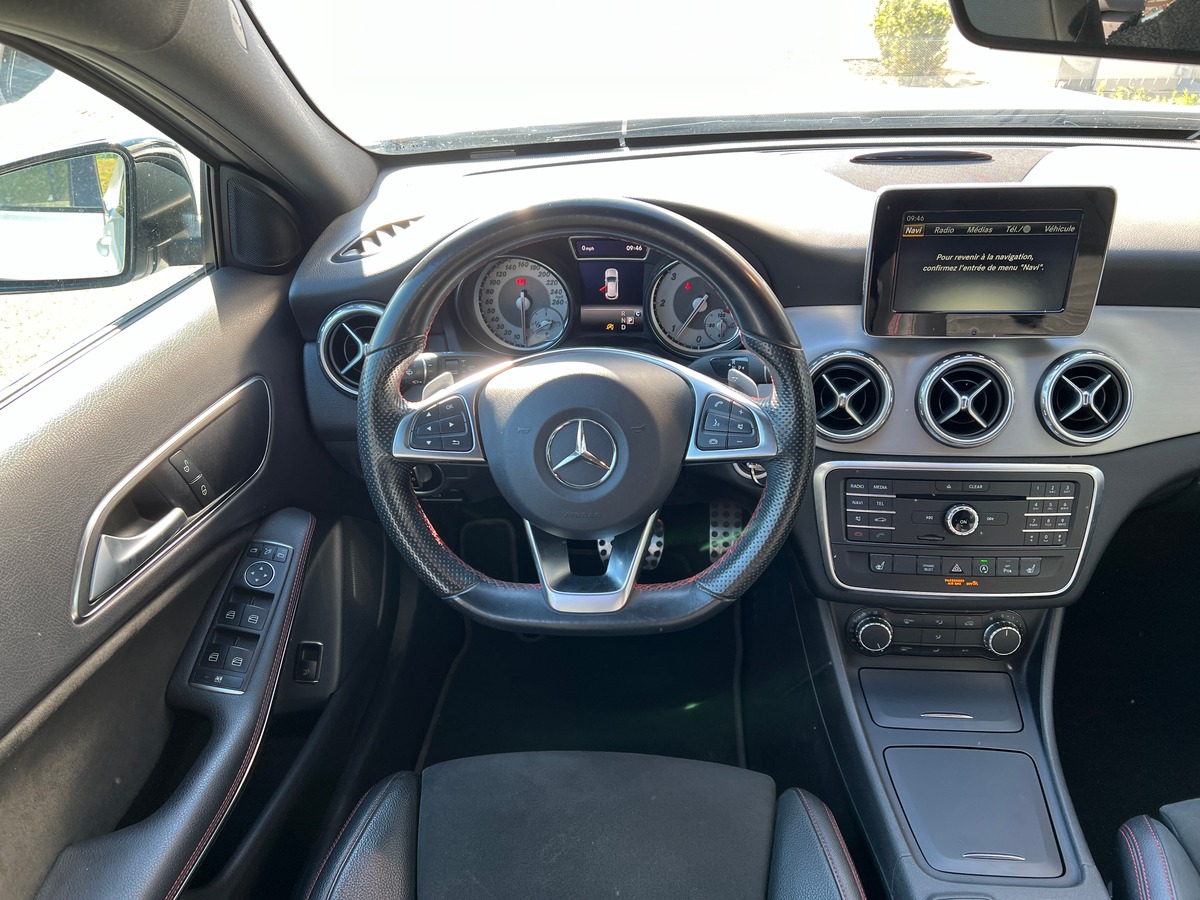 Mercedes-Benz GLA 200 2.1 CDi 7G-DCT 136 cv Fascination AMG