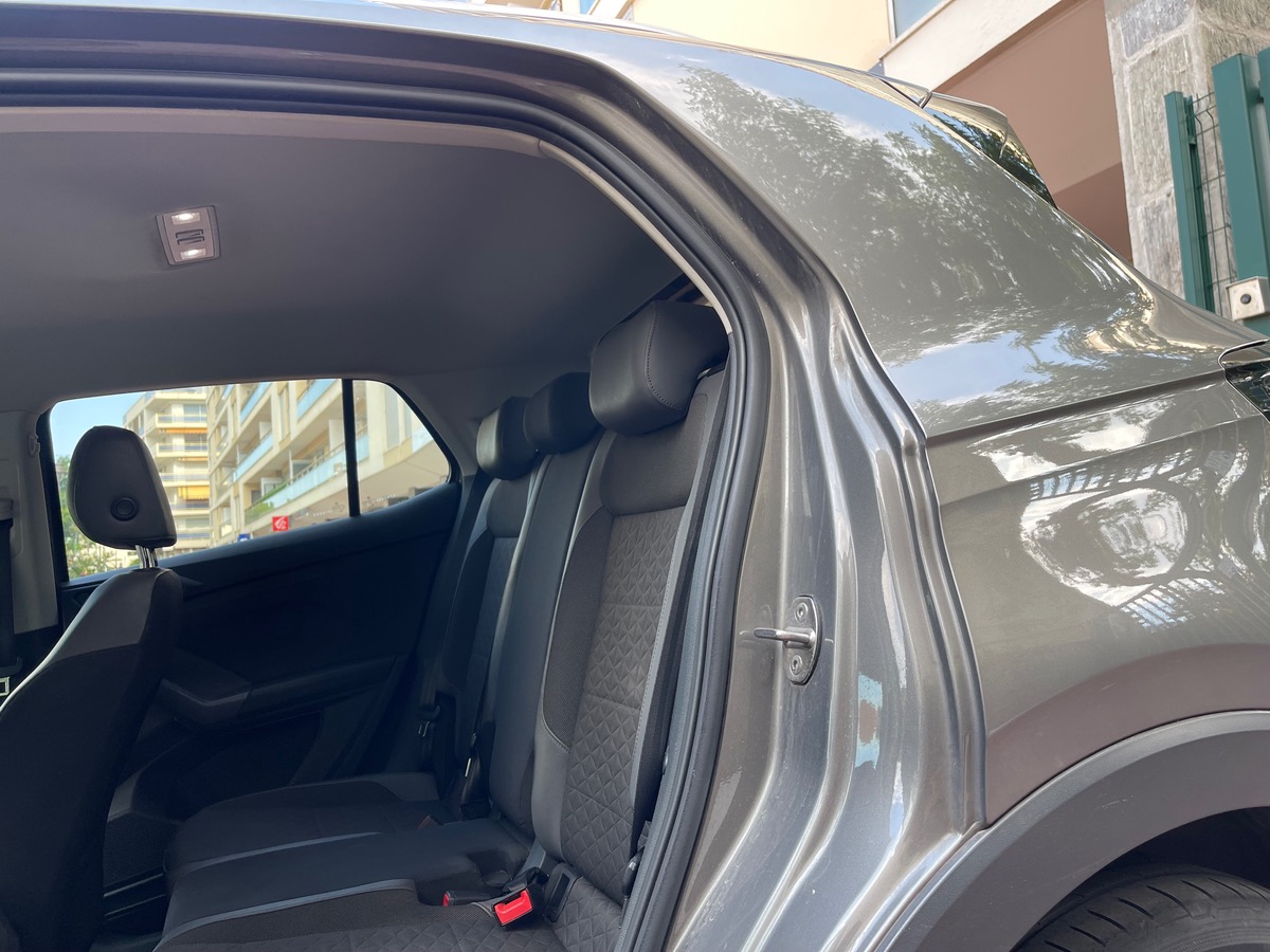 Volkswagen T-Cross TSI 116 CV/ DSG7 / Carat / Virtual Cockpit / CarPlay / Caméra