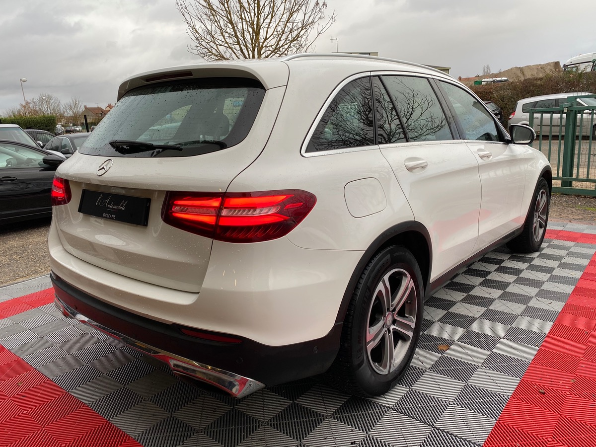 Mercedes-Benz GLC 250 EXECUTIVE 4Matic 9G 211CV uu