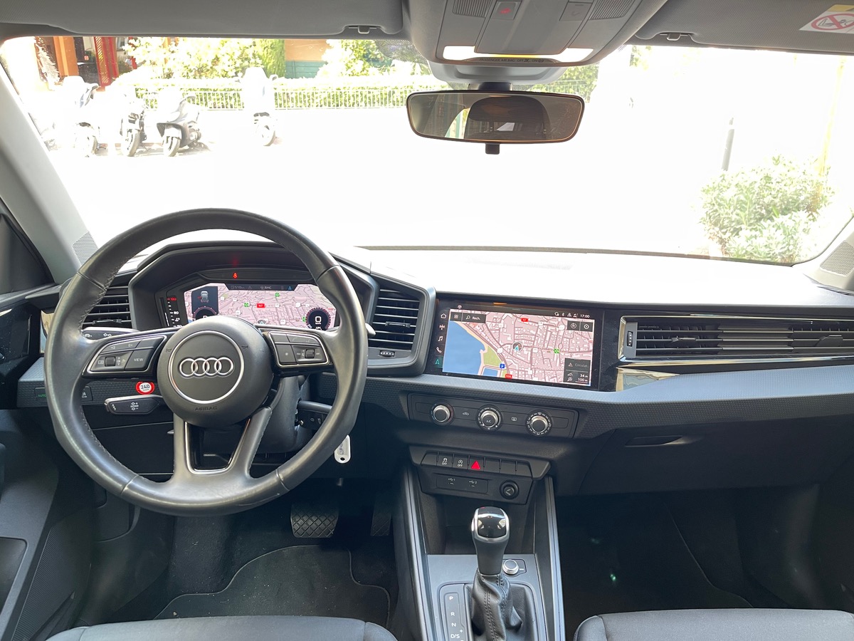 Audi A1 30 TFSI 110 CV / Design /Tva Récuperable  / GPS / Virtual