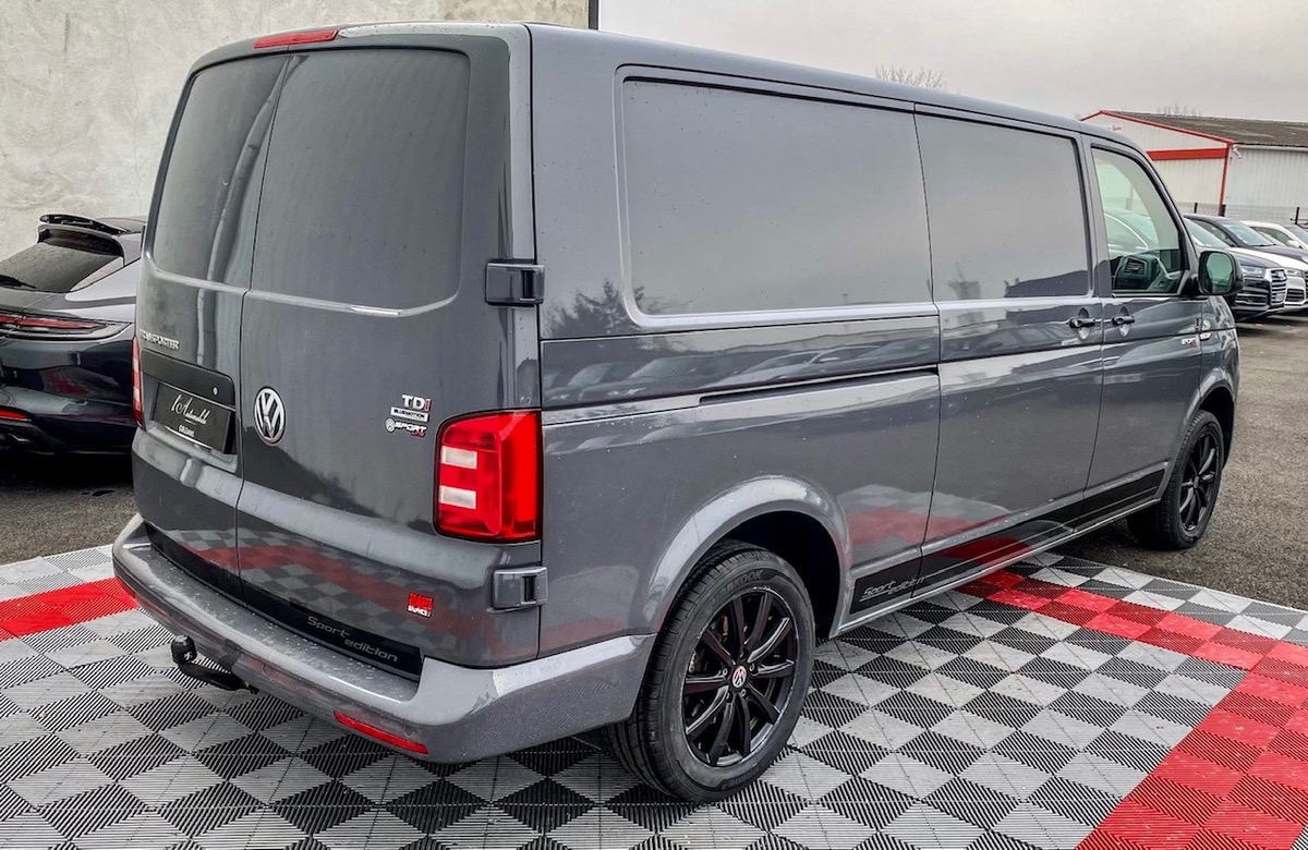 Volkswagen Transporter T6 140 DSG L2H1