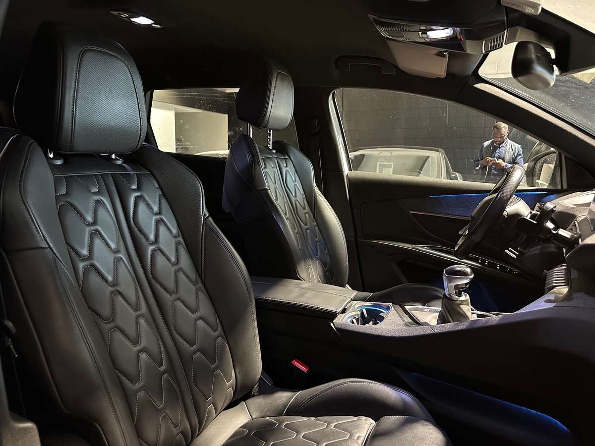Peugeot 5008 GT LINE 2.0 BlueHDI 150CH