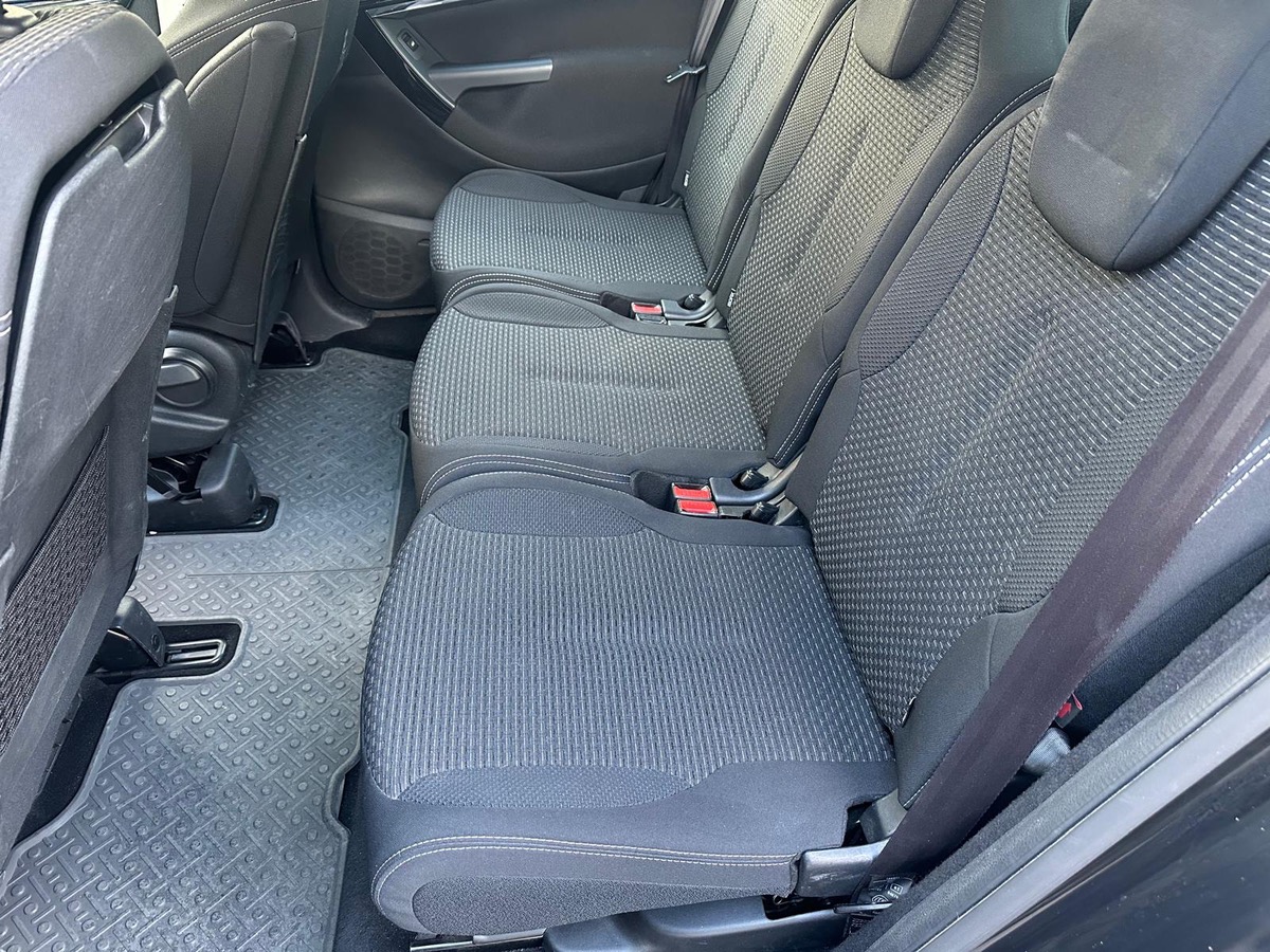 Citroën C4 Picasso 1.6 e-HDI 112 CV 4XCB