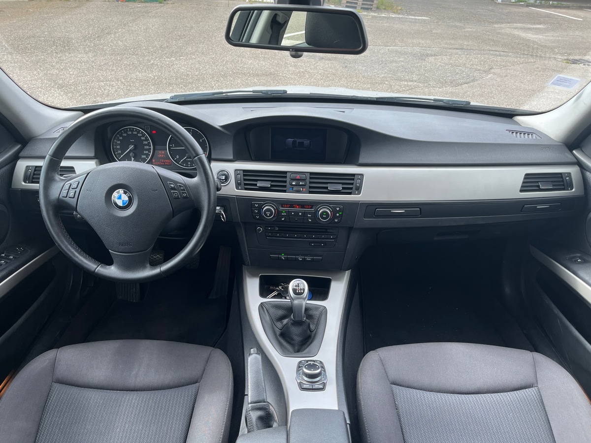 Bmw 320D XDRIVE 184ch, RADAR AVANT ARRIERE, SIEGES CHAUFFANT, REGULATEUR, LIMITEUR