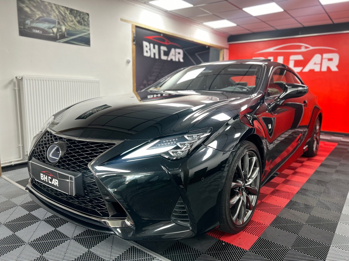 Image: Lexus RC 300h F SPORT Suivi Lexus