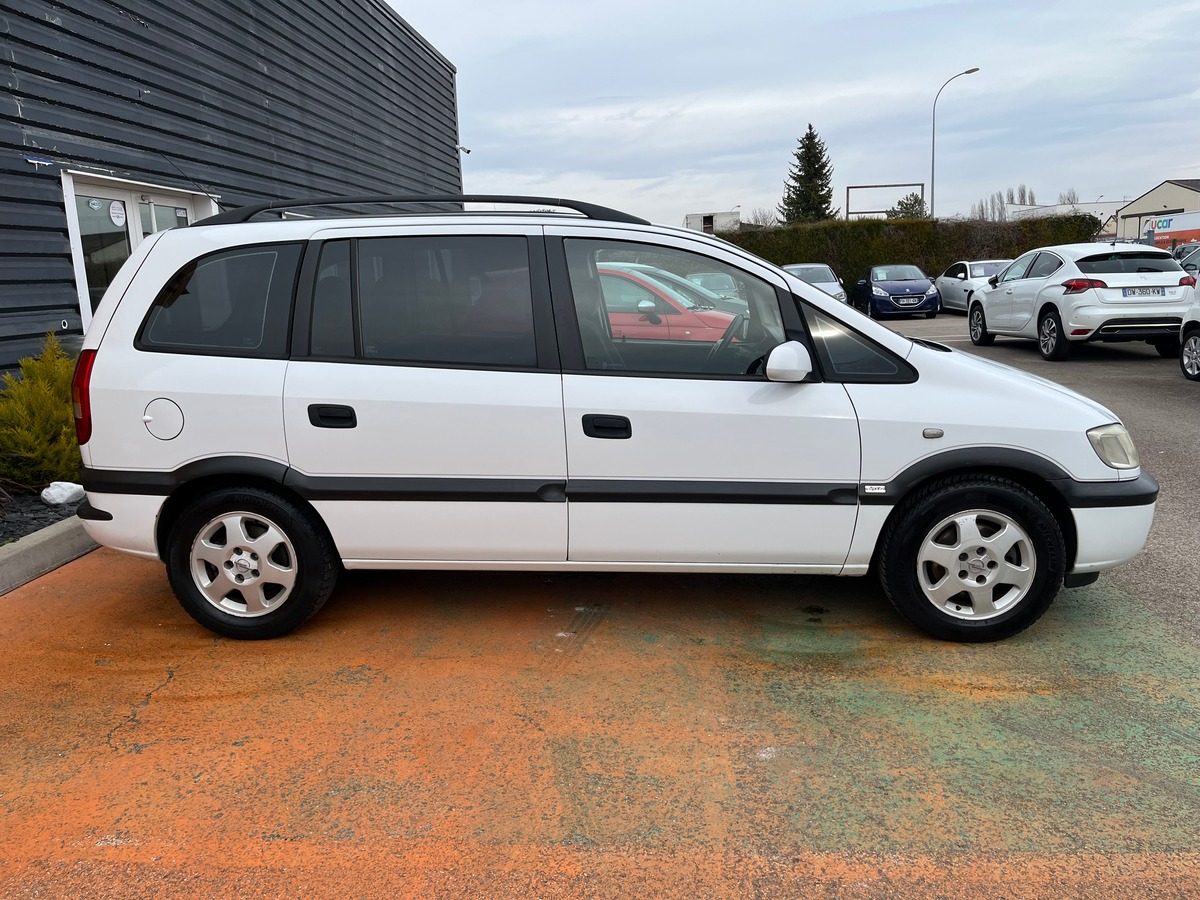 Opel Zafira A 2.0 DTi 100 CH 7 PLACES