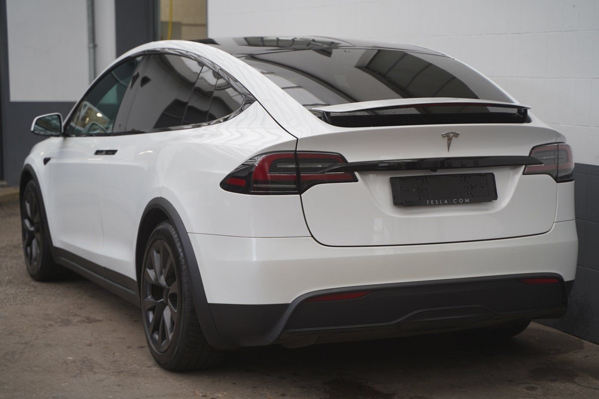 Tesla Model X Plaid 100 kWh 6 places