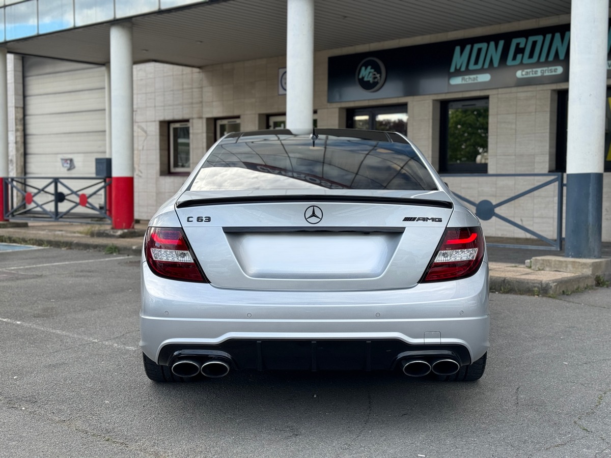 Mercedes-Benz Classe C Coupé 63 AMG 6.2 V8 457 ch 7G-TRONIC 457 cv W204 FULL OPTIONS