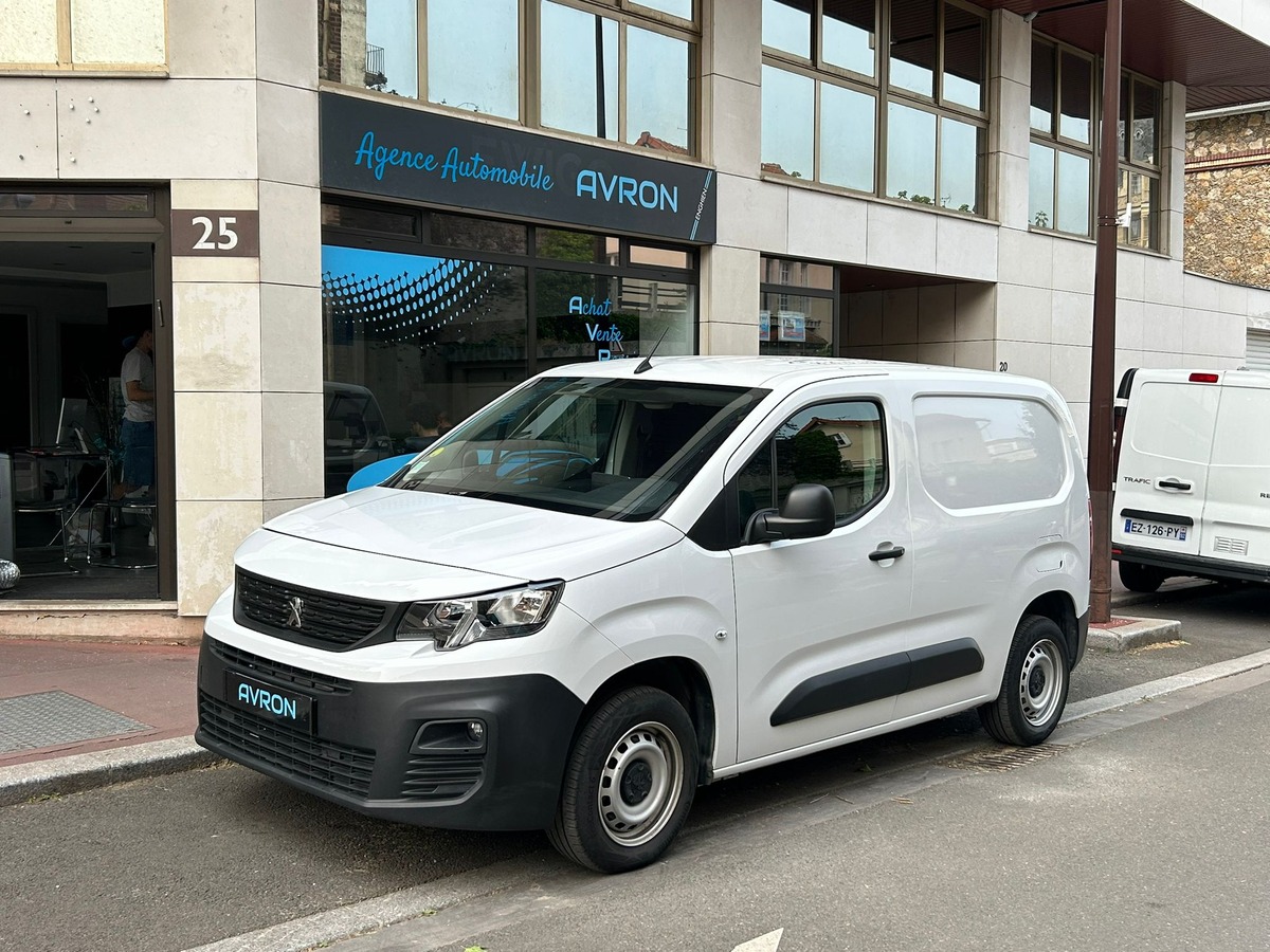 Peugeot Partner III (2) FOURGON 1.5 STANDARD 650 KG PREMIUM BVM6