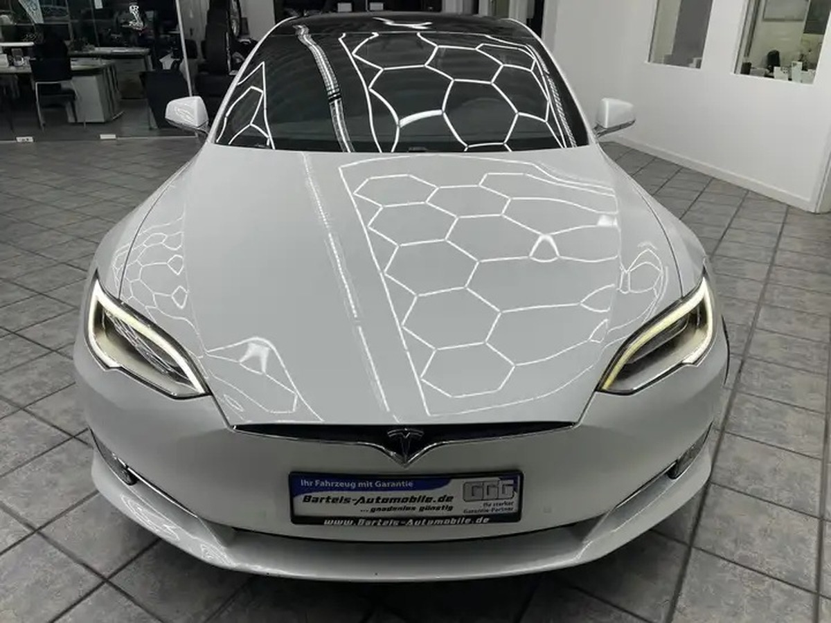 Tesla Model S 100D Dual Motor