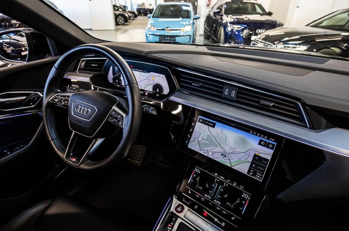 Audi e-tron S 503ch e-quattro Sport Gris Nardo Toit ouvrant Bang&Olufsen