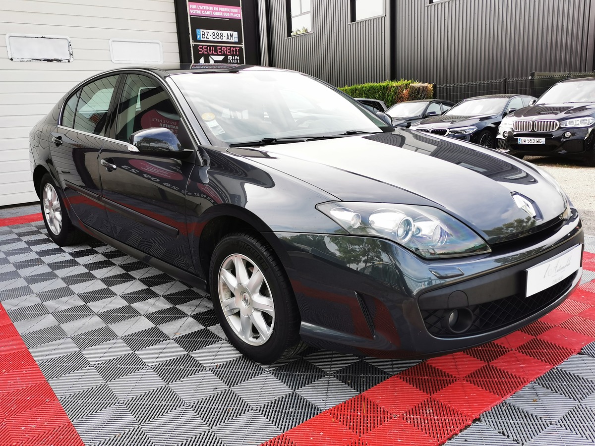 RENAULT Laguna 1.5 DCI 110 EDITION BLACK GPS/ATT b