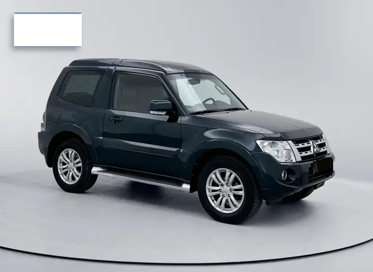 Mitsubishi Pajero 3.2 DI-D Instyle 2 places