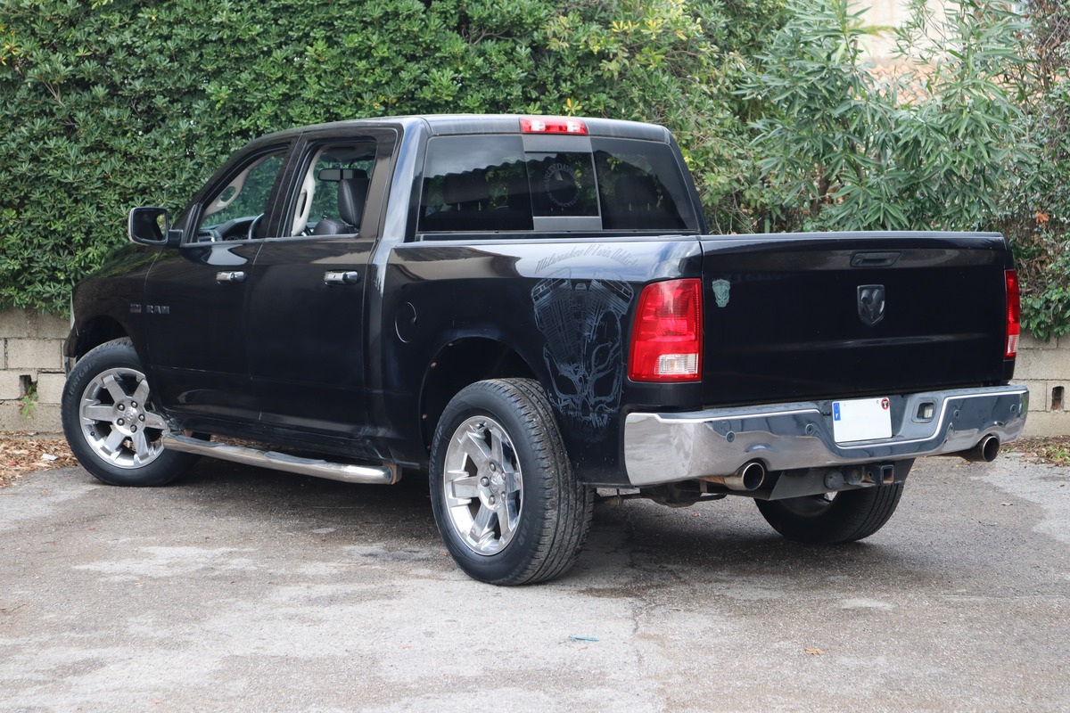 Dodge RAM 1500 5.7 HEMI 390 CV Laramie + Kit GPL / Immatriculation Française