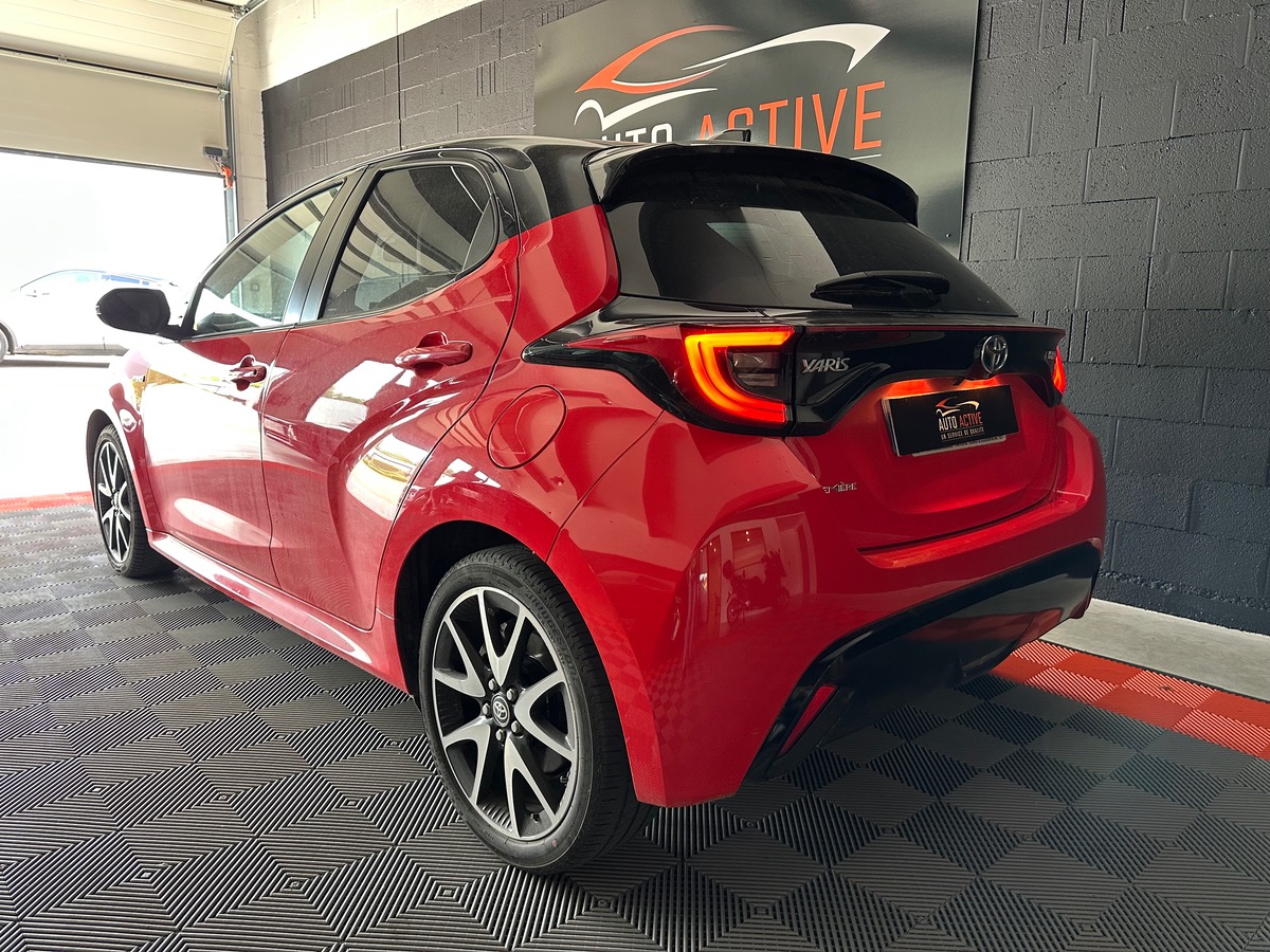 Toyota Yaris PREMIERE 1.5 VVTI 12V 116 HSD Hybrid E-CVT 92 cv Boîte auto