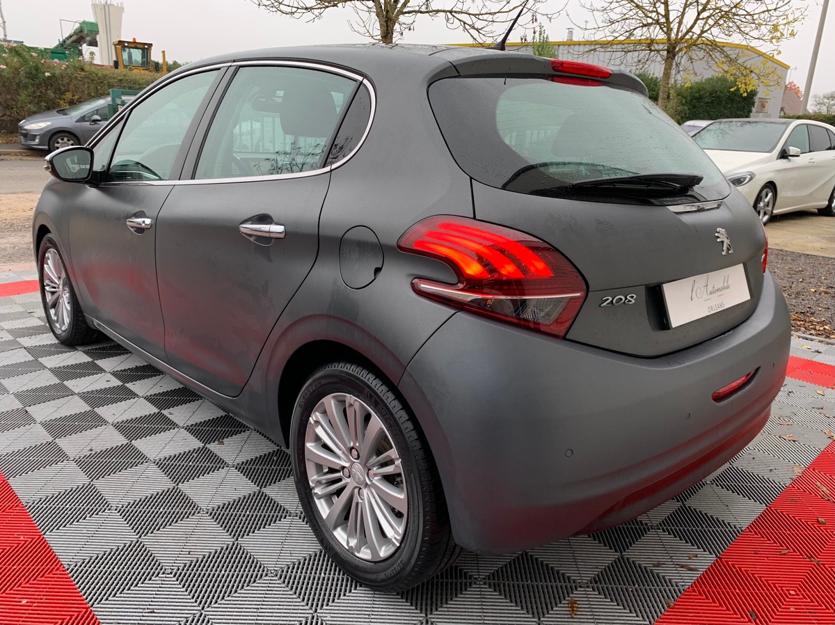 Peugeot 208 (2) 1.2 THP PURETECH S&S 110 ALLURE e