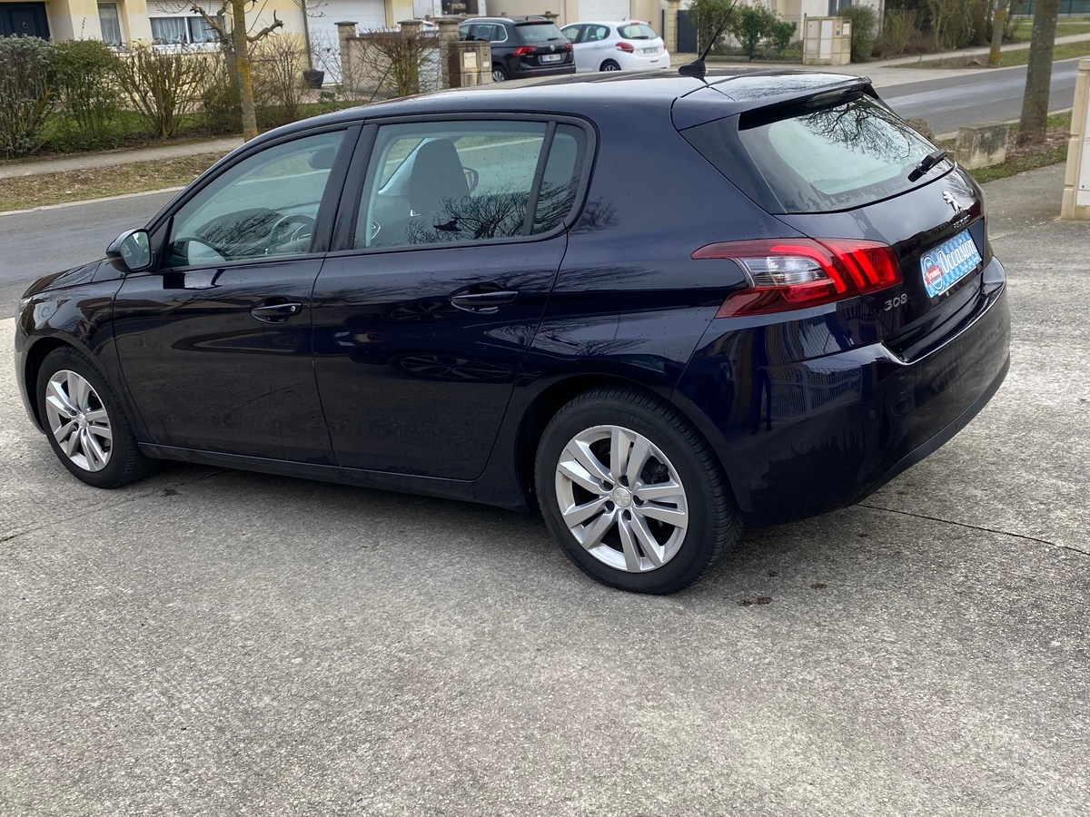 Peugeot 308 1.5 blue hdi 130 cv EAT8