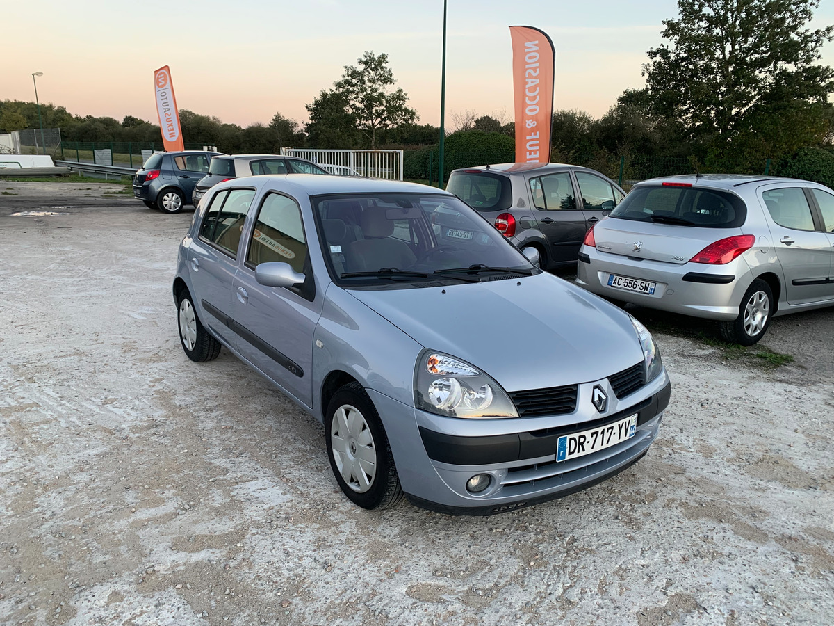 RENAULT Clio 1.5 dci - 80CH 187210KM