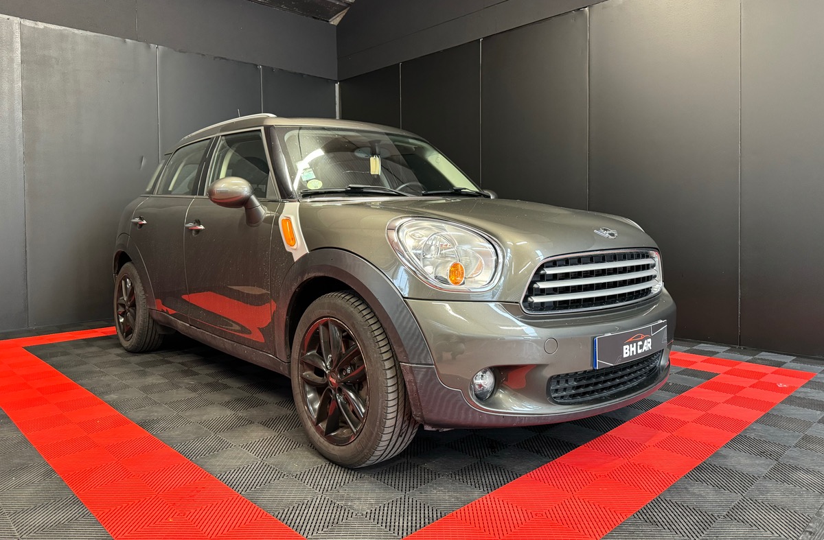 Image: Mini Countryman Cooper 112CH BVA6 Garantie 12 Mois