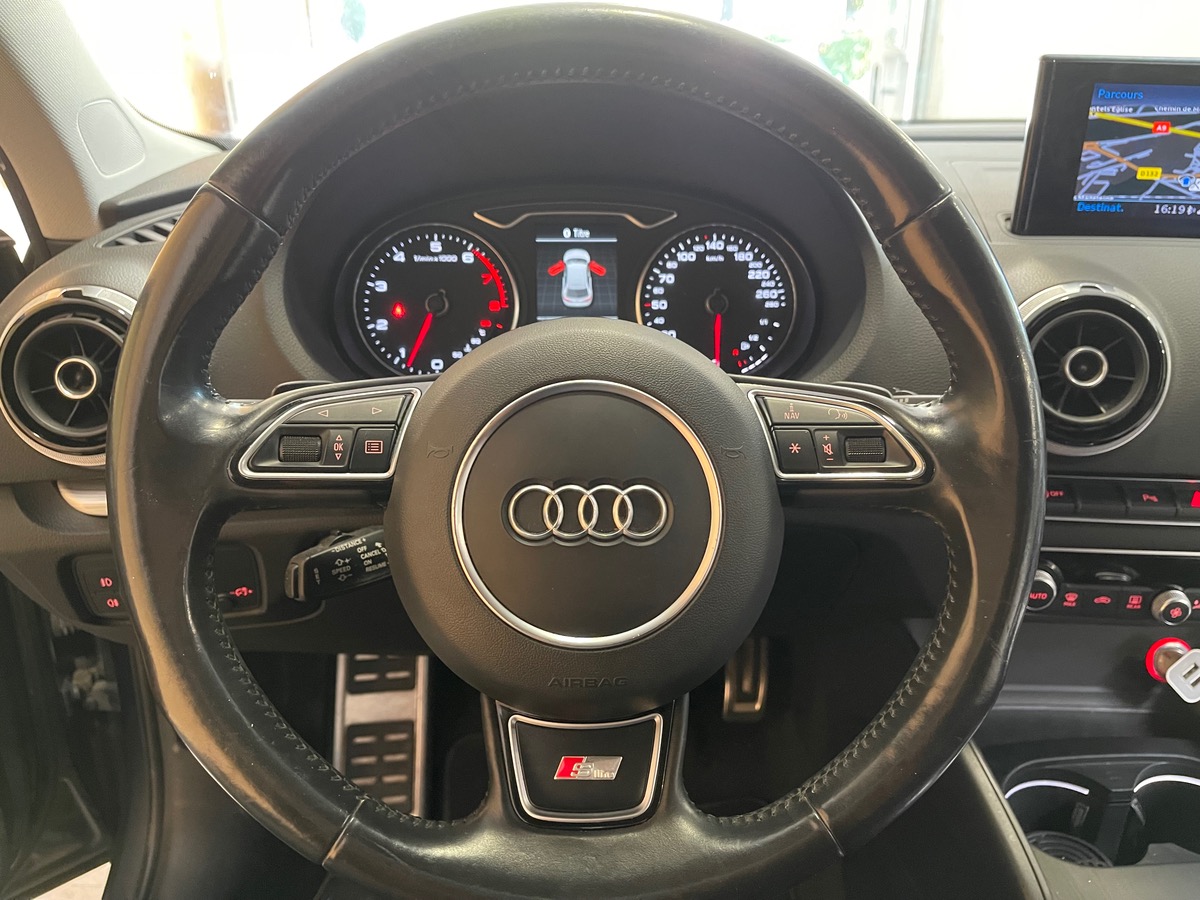 Audi A3 1.8 TFSI 180 S-LINE S-TRONIC BVA look S3