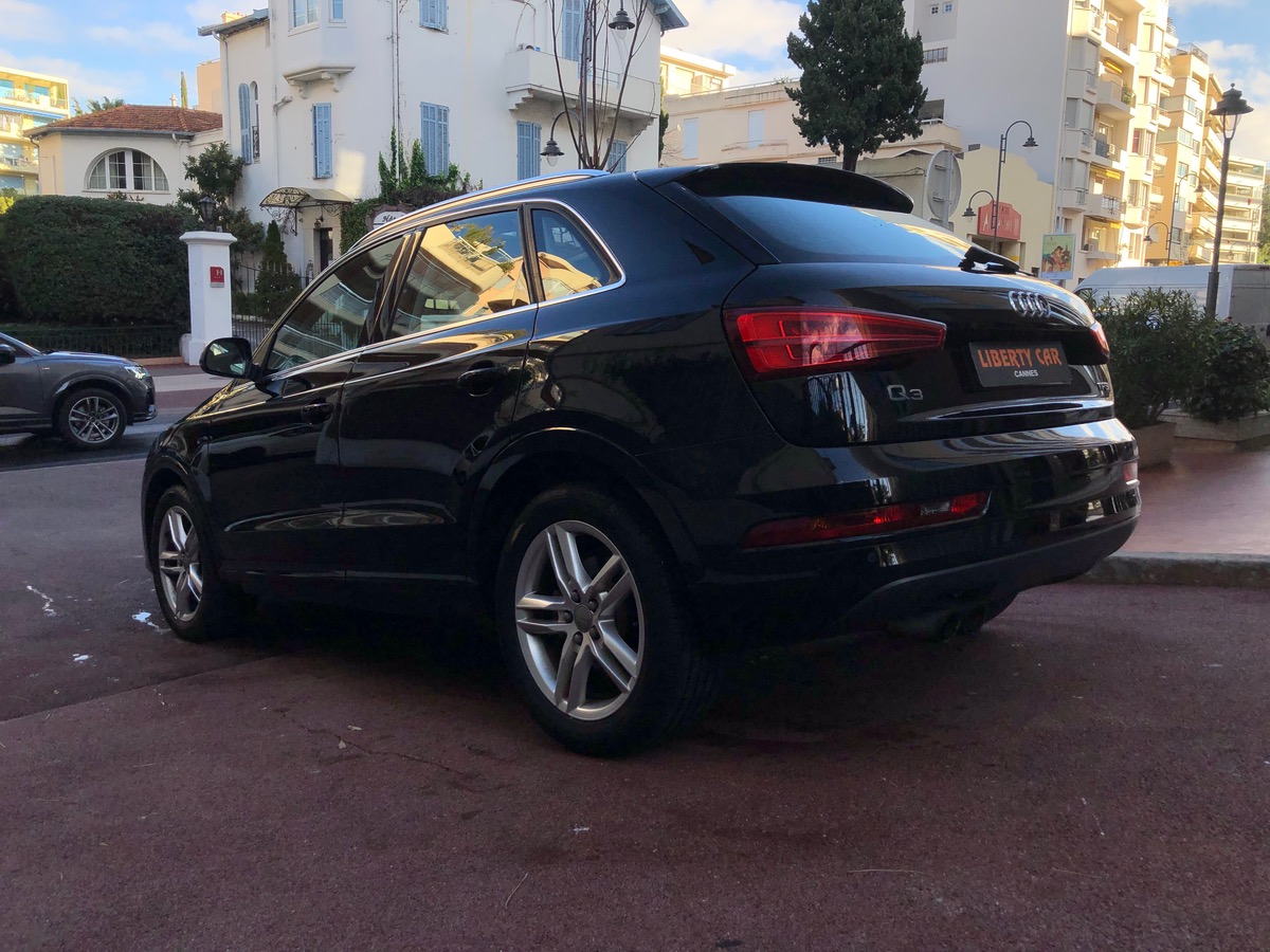 Audi Q3 1.4 tfsi 150 cv S-Line 1ère Main Phase 2/ Toit Ouvrant / GPS / Radars Av-AR