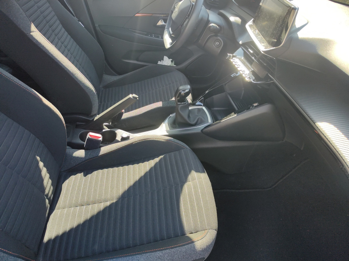 Peugeot 208 ACTIVE BISNESS