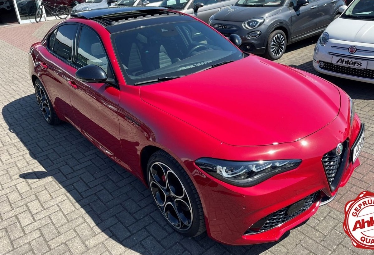 Alfa Romeo Giulia 2.0T 280ch Competizione Q4 AT8 Toit ouvrant Harman-Kardon