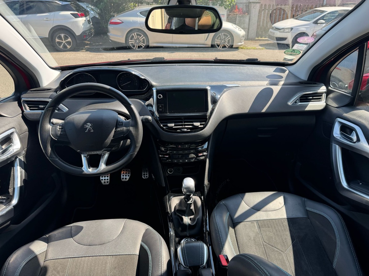 Peugeot 2008 1.2 ptec
