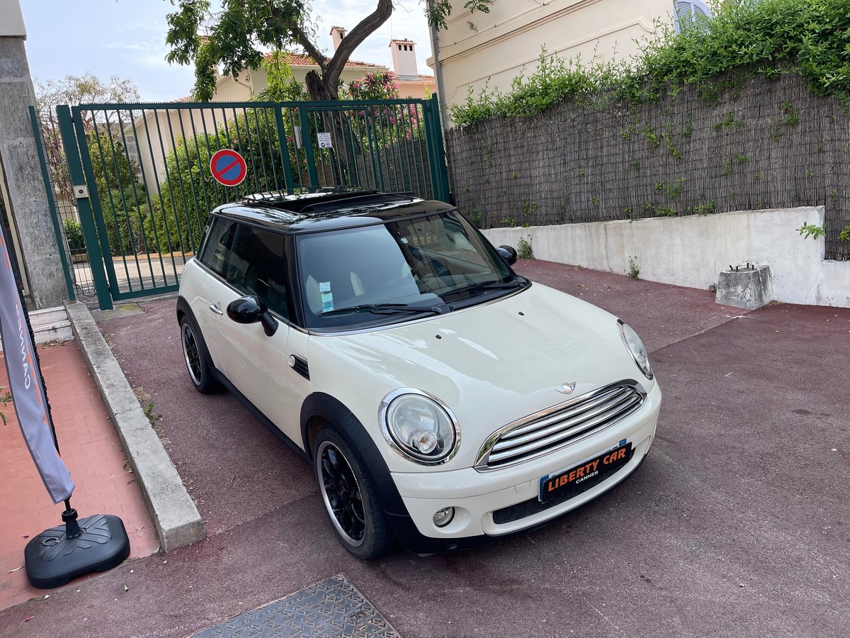 Mini Mini Cooper 1.6 i 122 cv Boîte auto / Toit Ouvrant / Clim / Jantes Sport