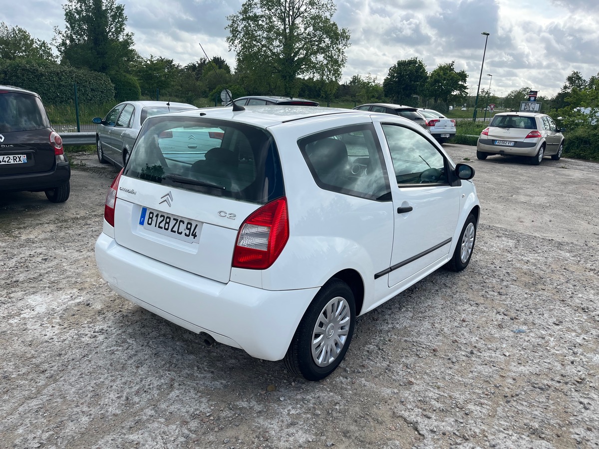 Citroën C2 1.1 8v 4812km 1er main